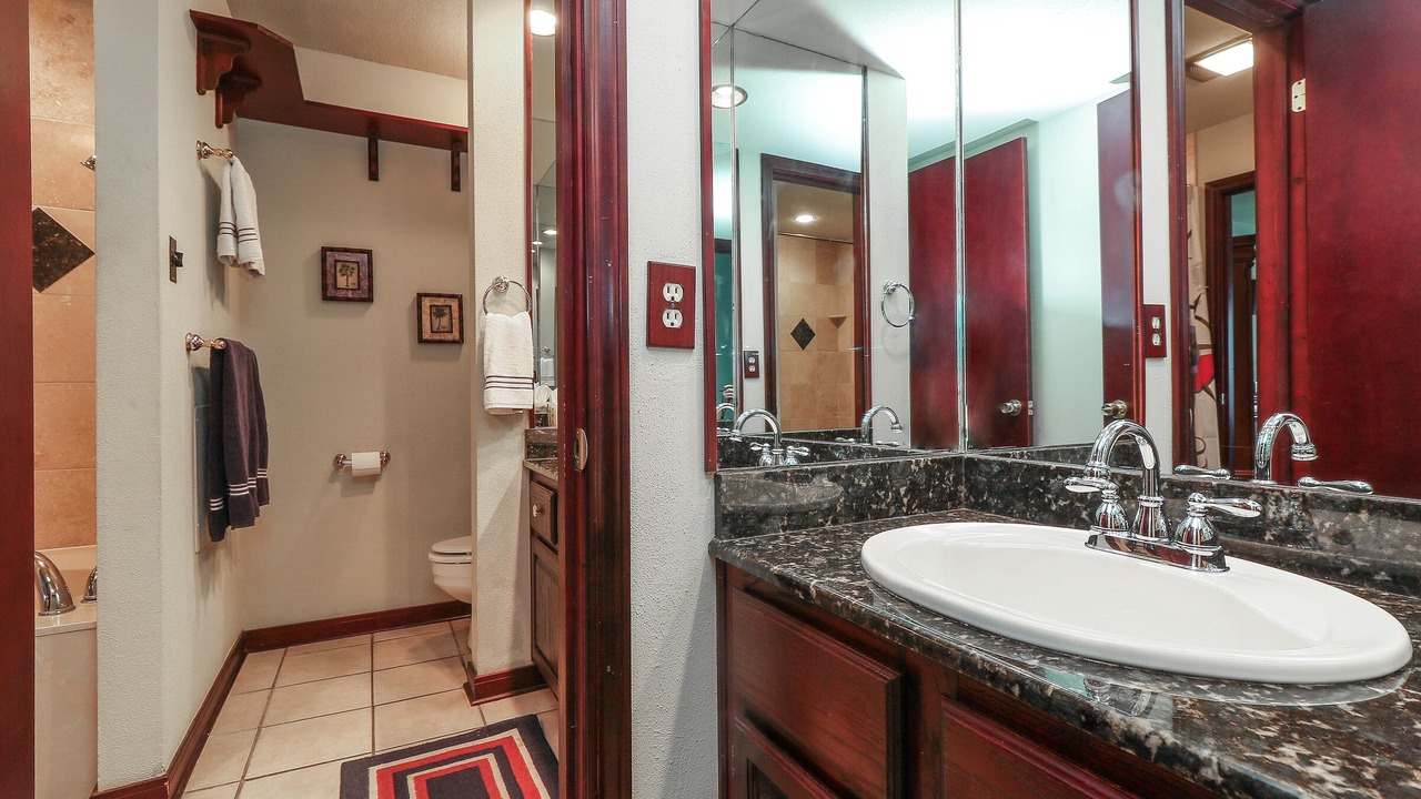 Photo of Bathroom in Seven Coves