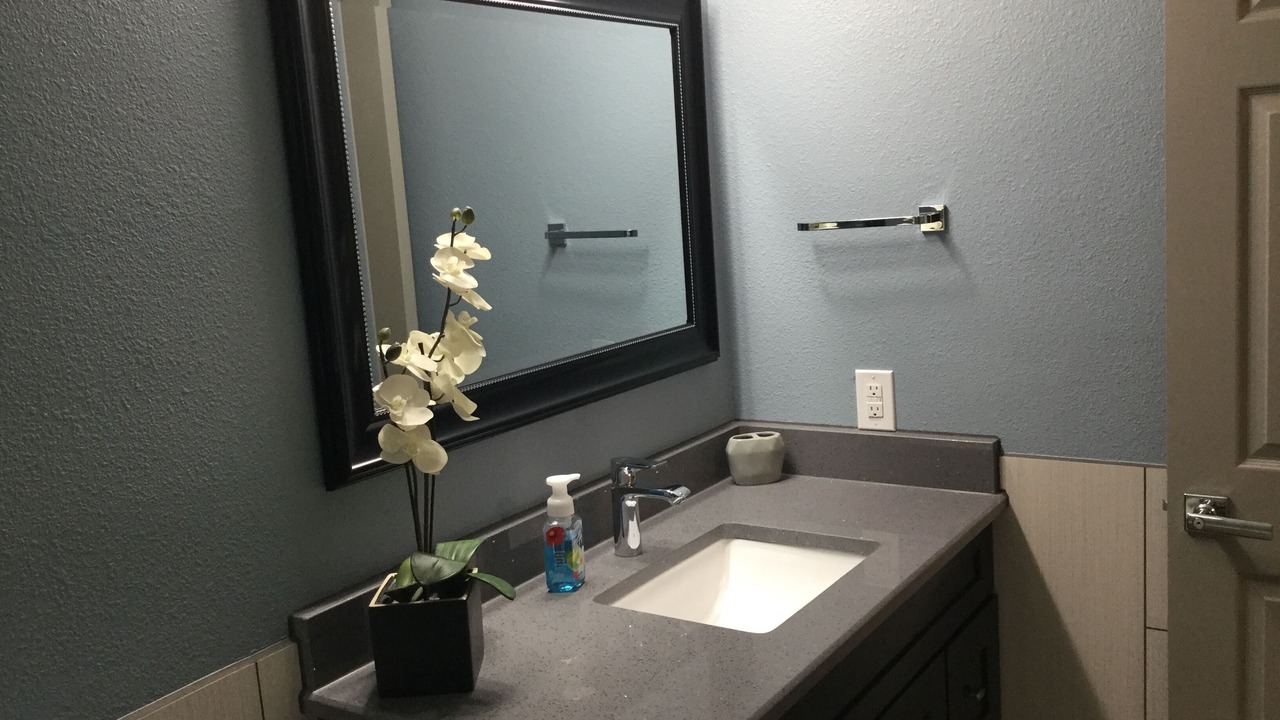 Photo of Bathroom in North Central Carrollton