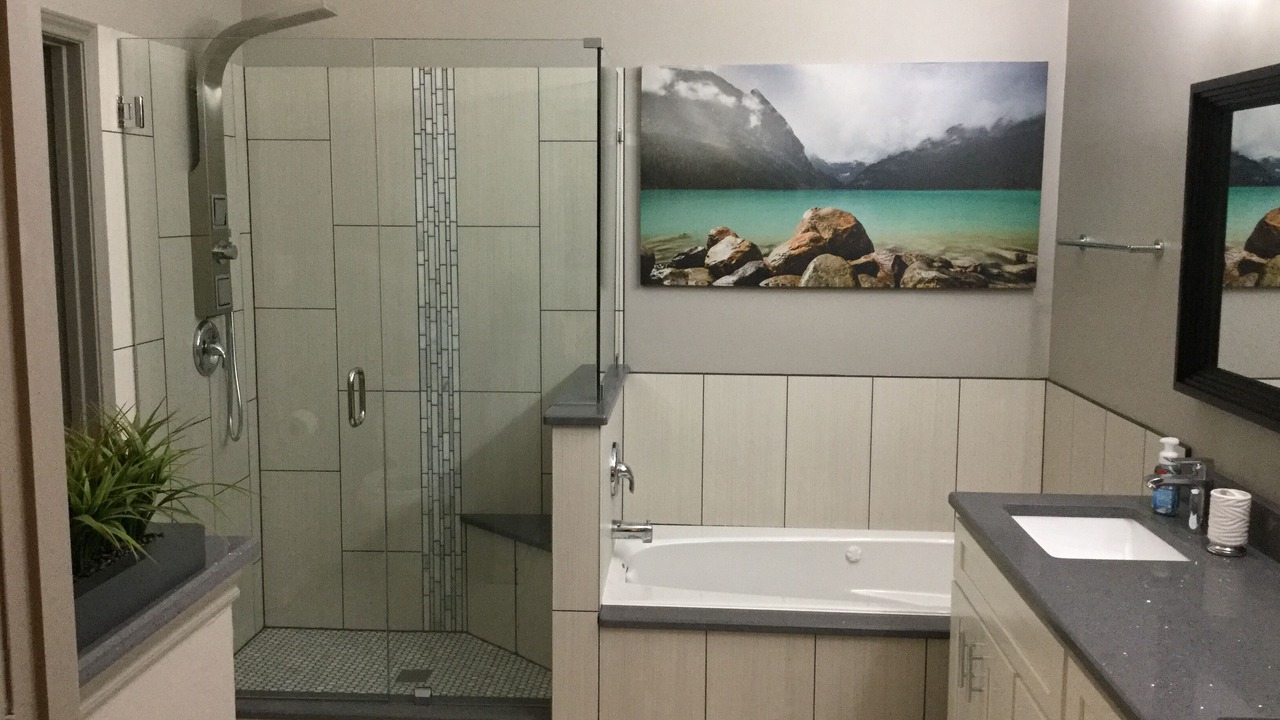 Photo of Bathroom in North Central Carrollton