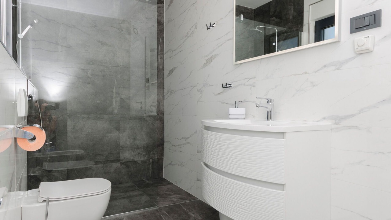 Photo of Bathroom in Srima