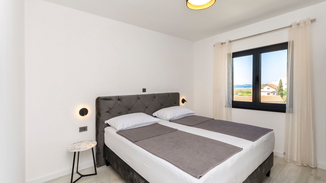 Photo of Bedroom in Srima