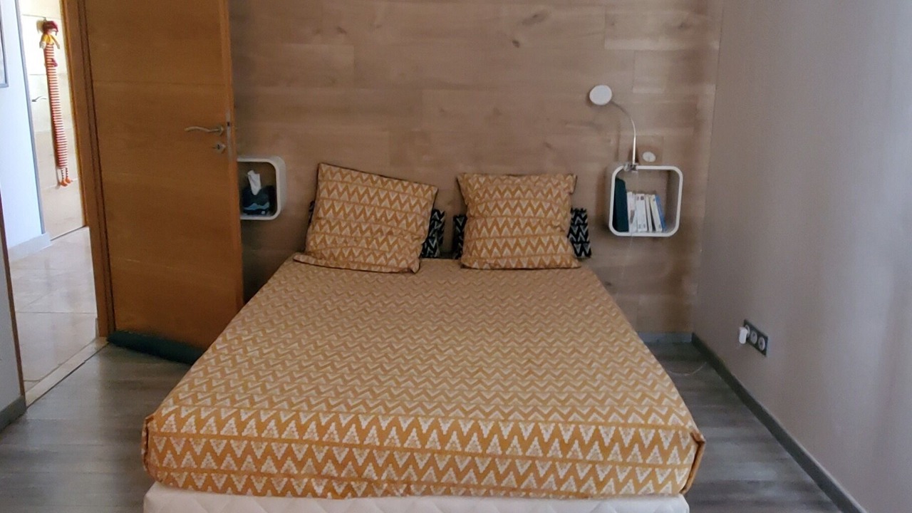 Photo of Bedroom in Saint-Cannat