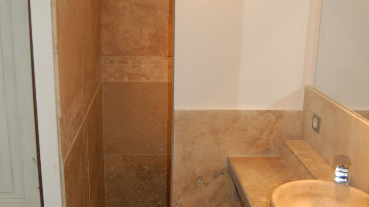 Photo of Bathroom in Saint-Cannat