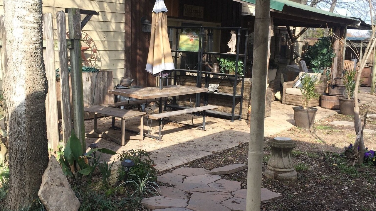 Photo of Outdoor in Ross