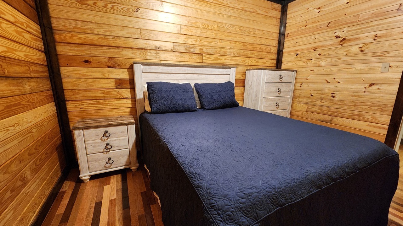 Photo of Bedroom in Fort Payne