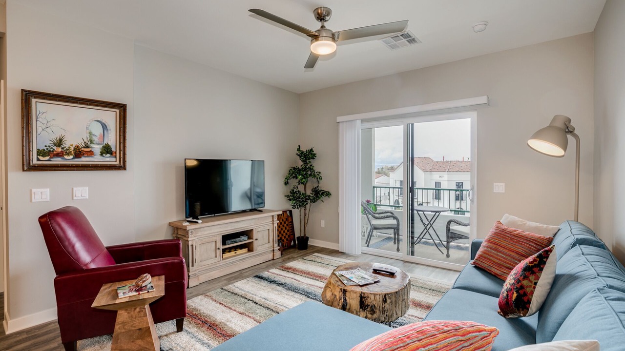 Photo of Livingroom in Ocotillo