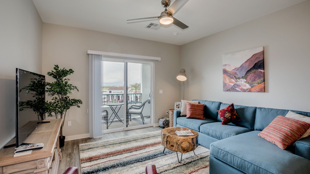 Photo of Livingroom in Ocotillo