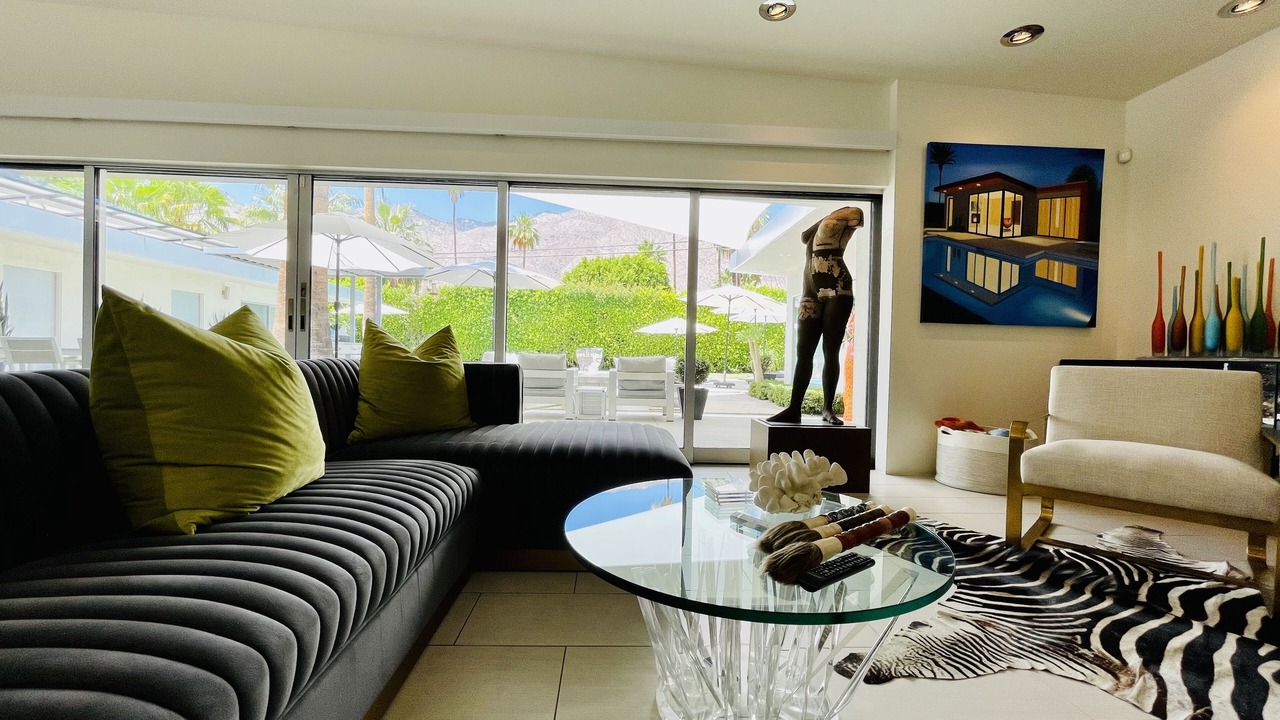 Photo of Livingroom in Warm Sands