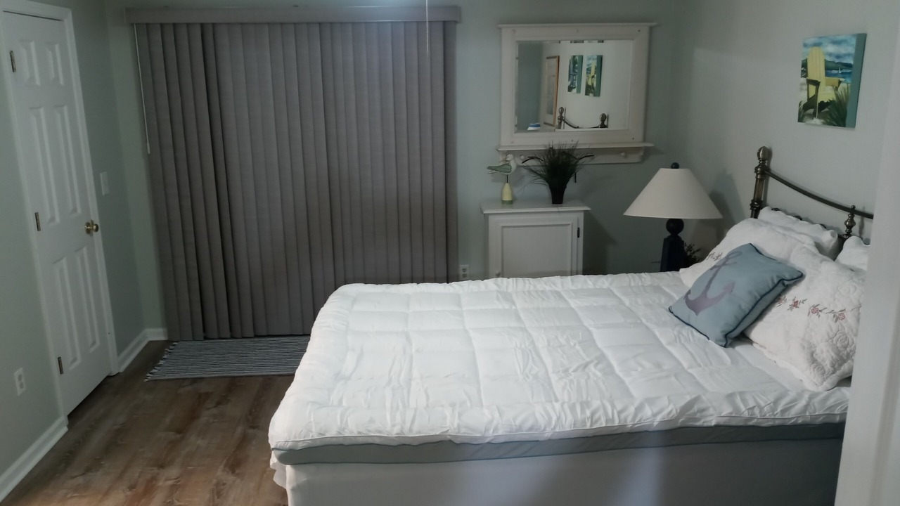 Photo of Bedroom in North Carolina Coast