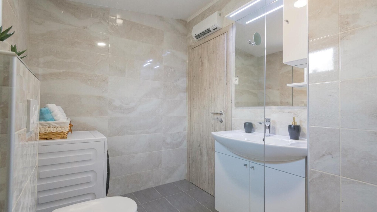 Photo of Bathroom in Grubine