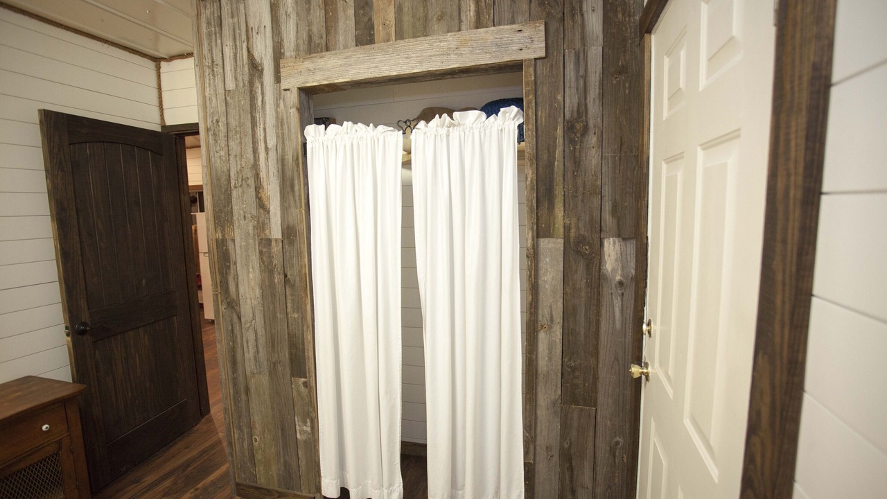 Photo of Bathroom in Deweyville