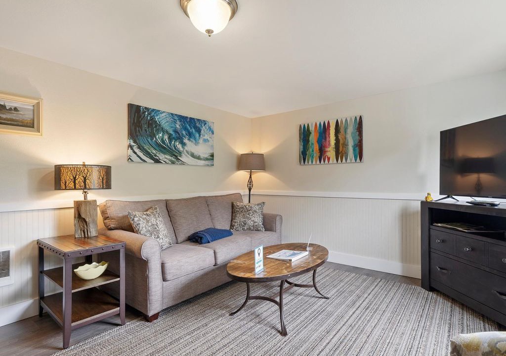 Photo of Livingroom in Netarts