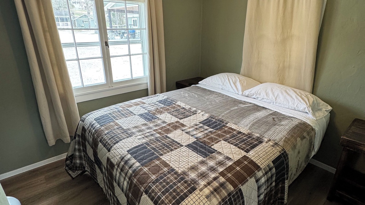 Photo of Bedroom in Branson