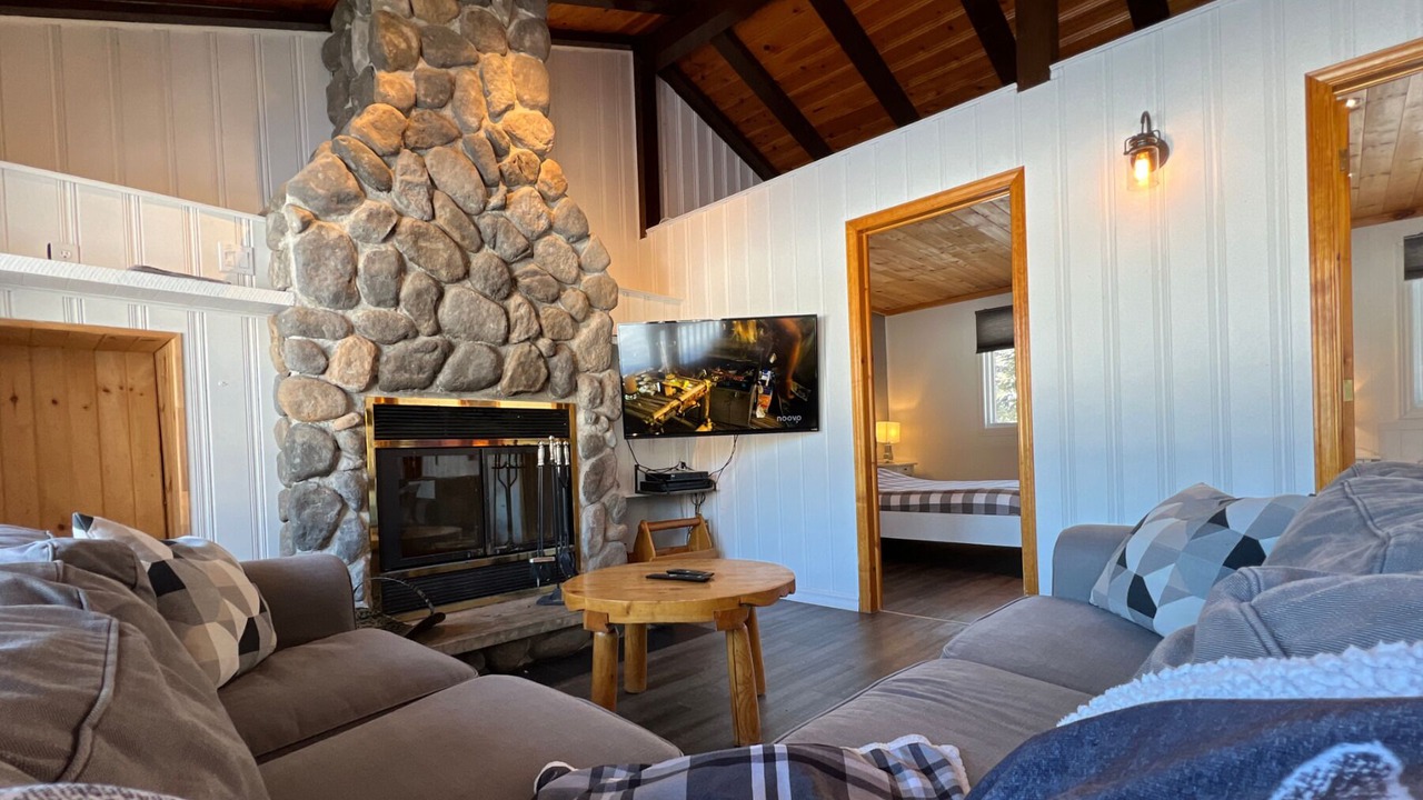 Photo of Livingroom in Mandeville