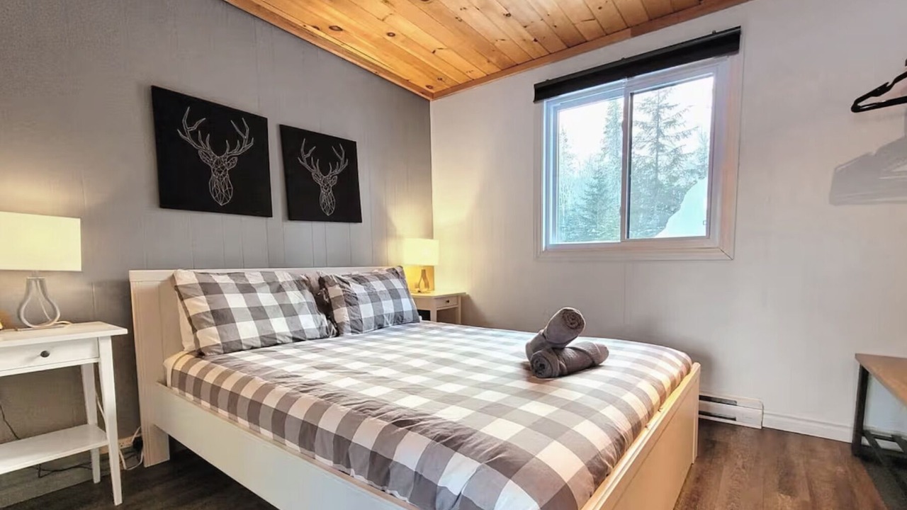 Photo of Bedroom in Mandeville