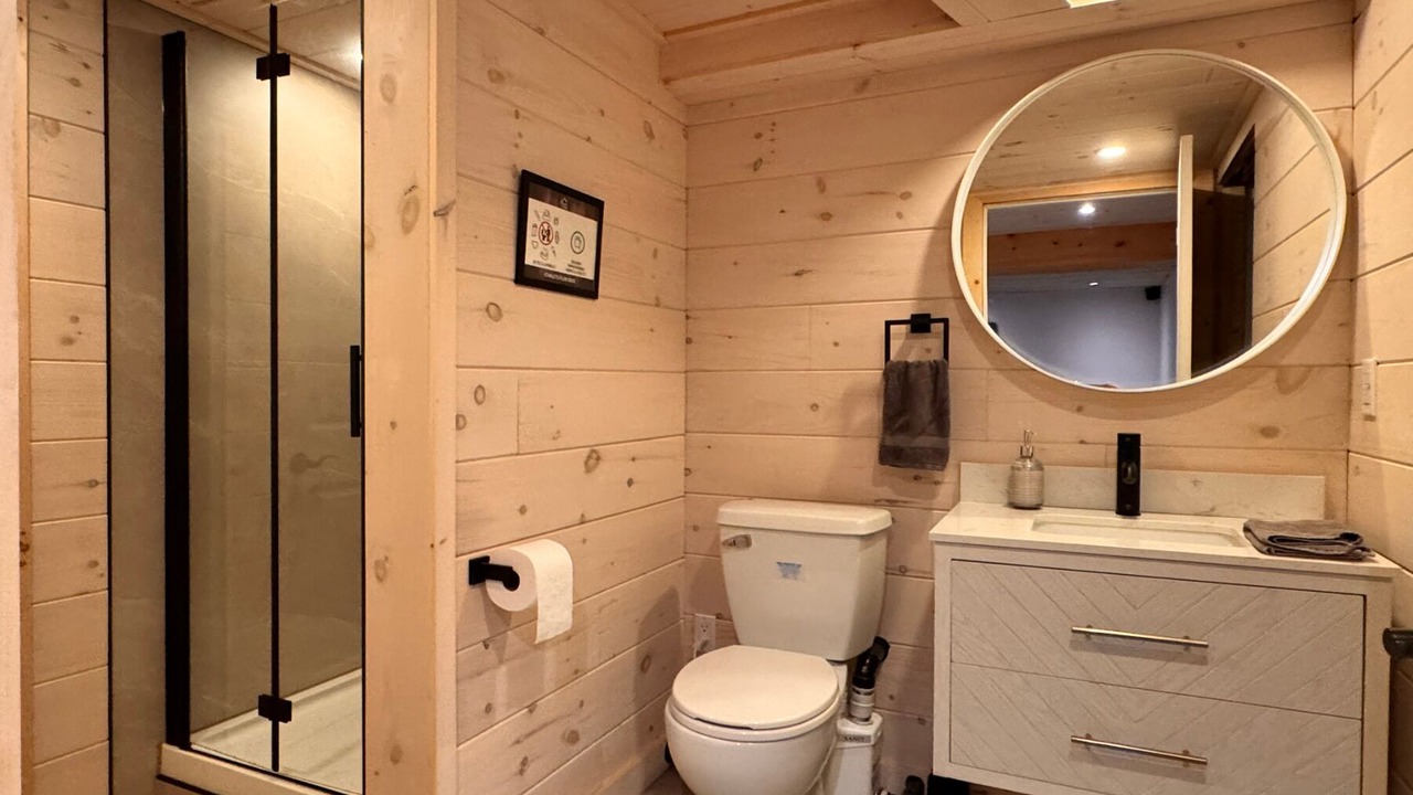 Photo of Bathroom in Mandeville
