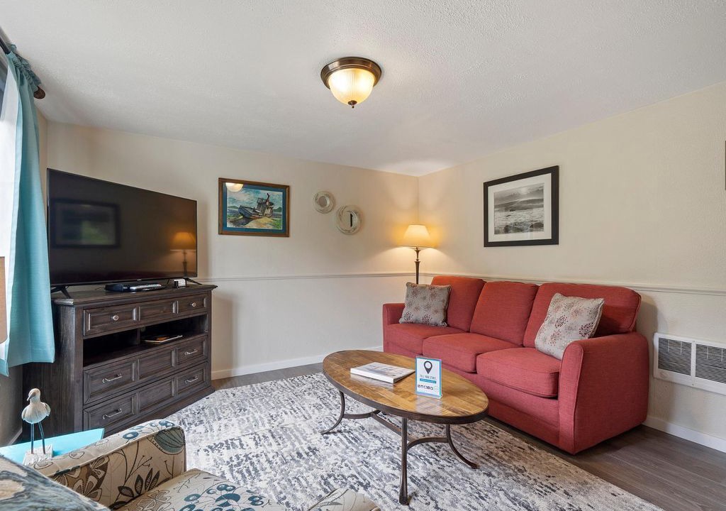 Photo of Livingroom in Netarts