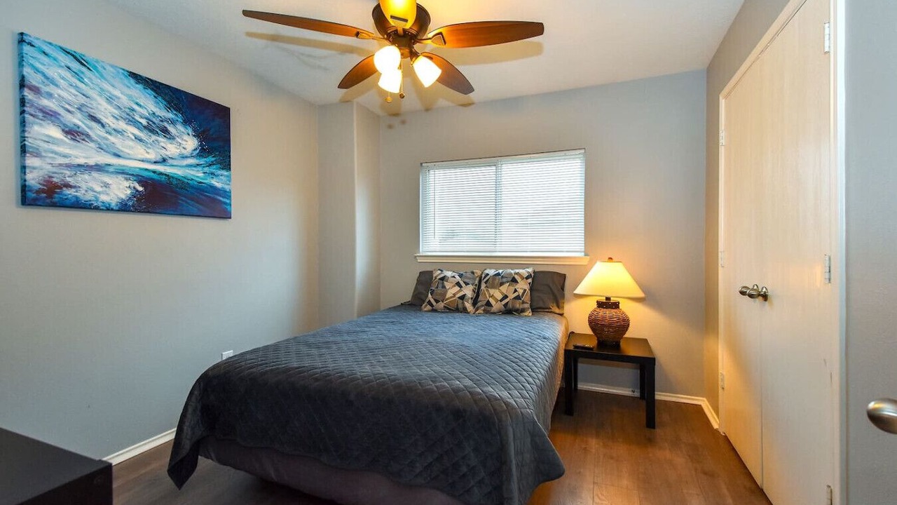 Photo of Bedroom in FM 1960