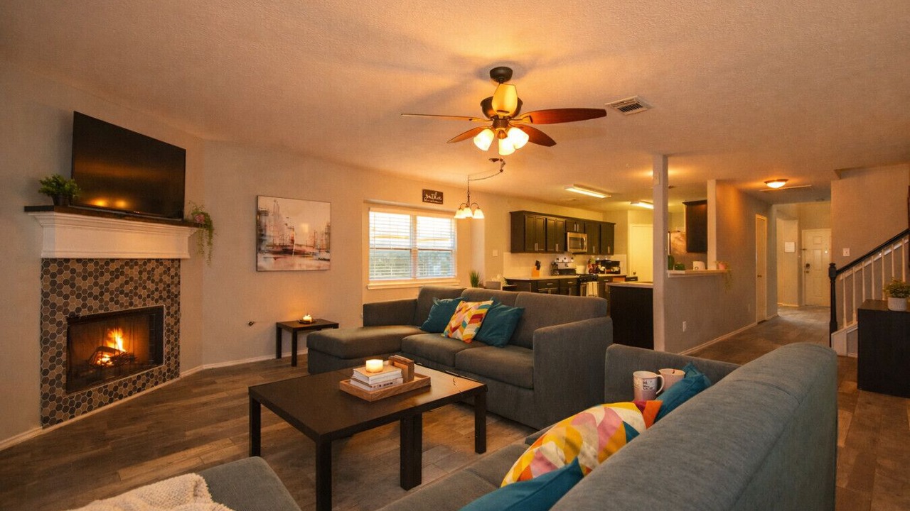 Photo of Livingroom in FM 1960