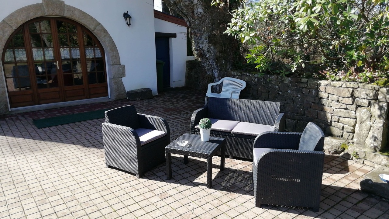 Photo of Patio Balcony in Locoal-Mendon