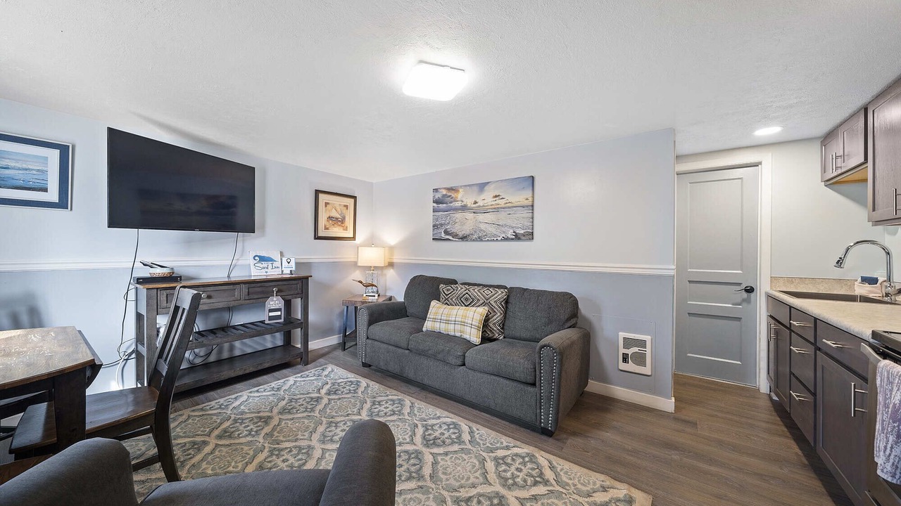 Photo of Livingroom in Netarts