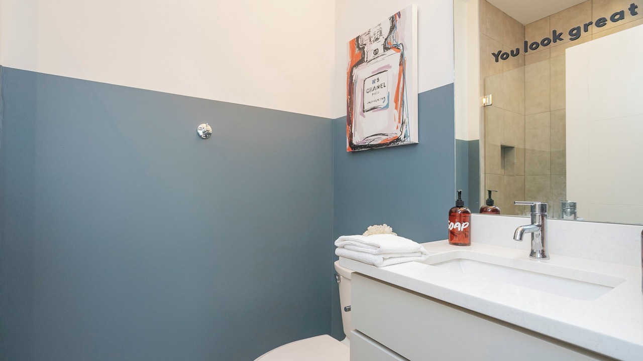 Photo of Bathroom in Hadley - Washington