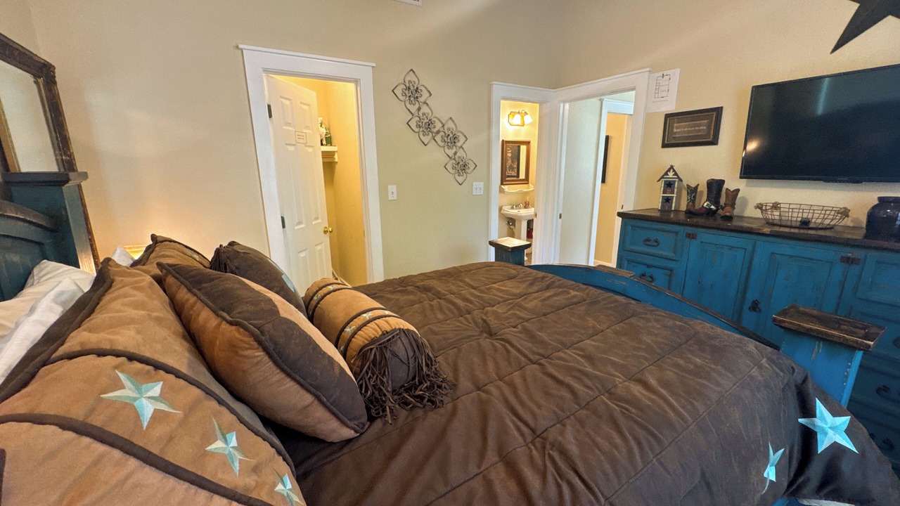 Photo of Bedroom in Fredericksburg