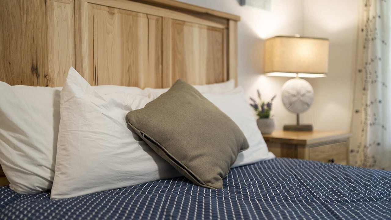 Photo of Bedroom in Netarts