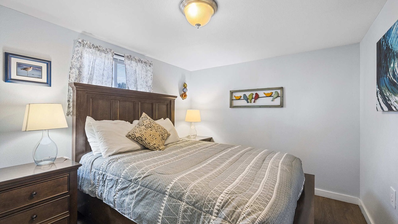 Photo of Bedroom in Netarts