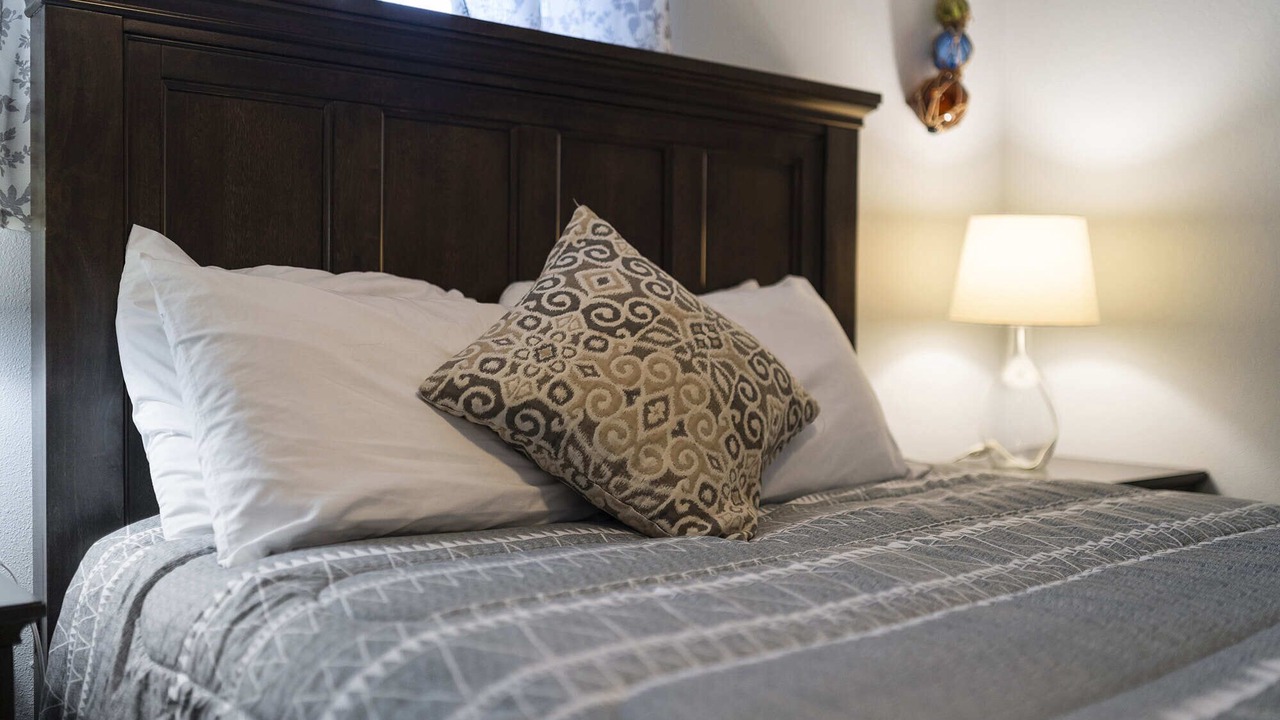 Photo of Bedroom in Netarts