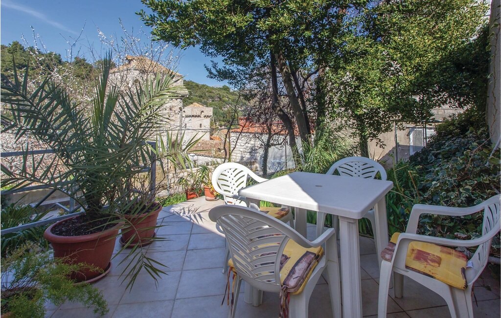Photo of Patio Balcony in Sudurad
