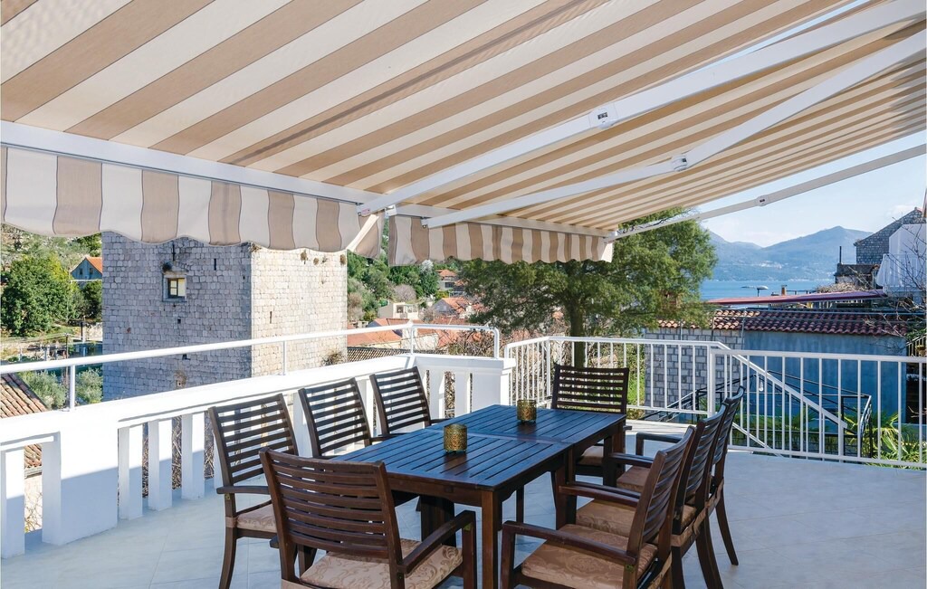 Photo of Patio Balcony in Sudurad
