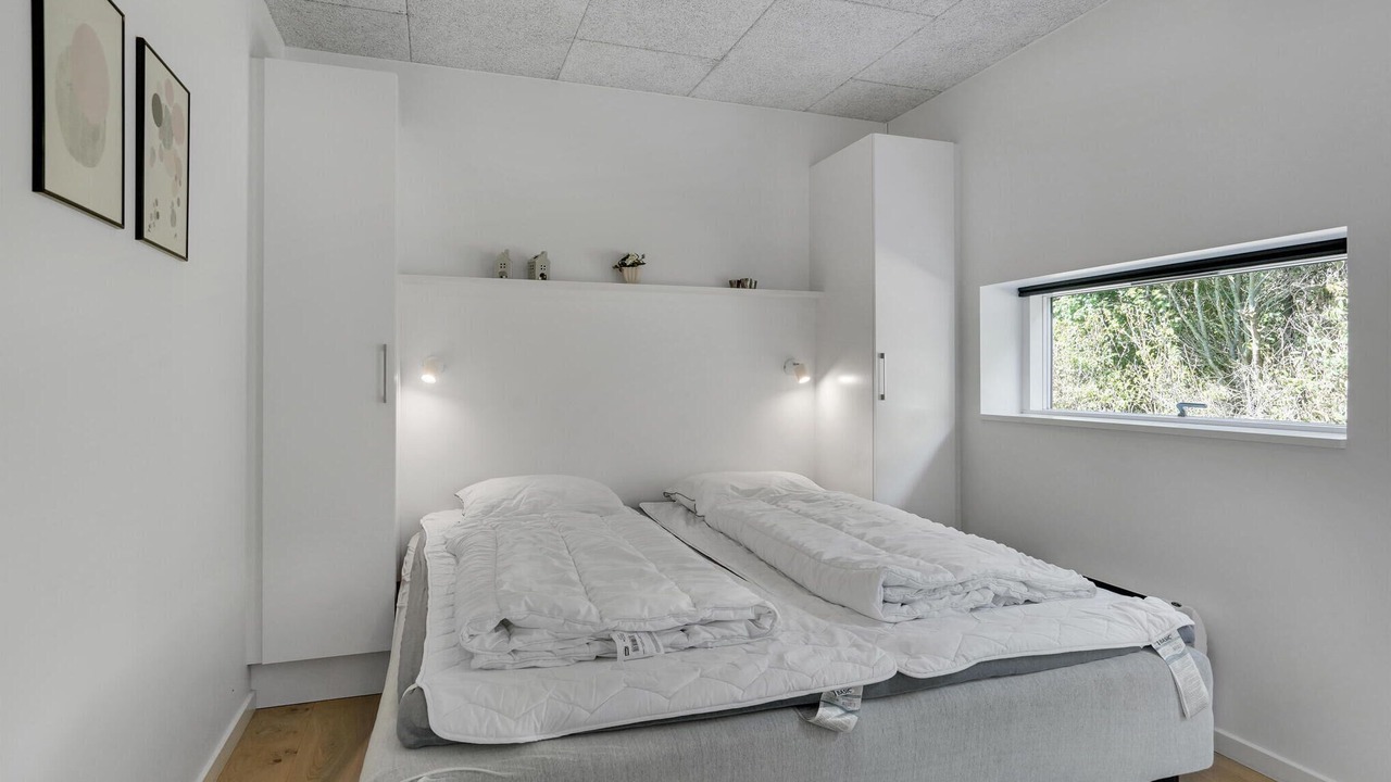 Photo of Others in Falen