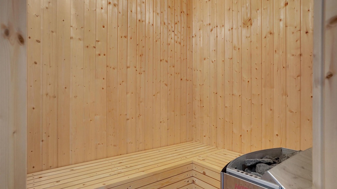 Photo of Others in Falen