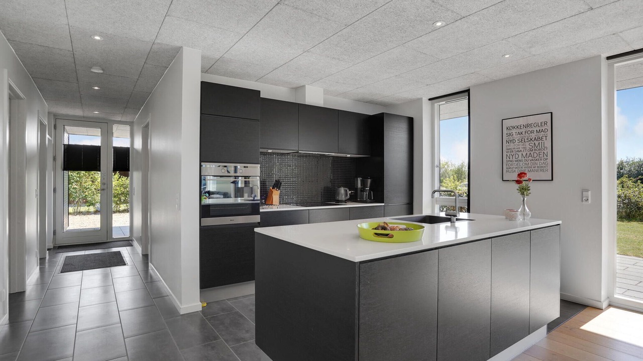 Photo of Others in Falen