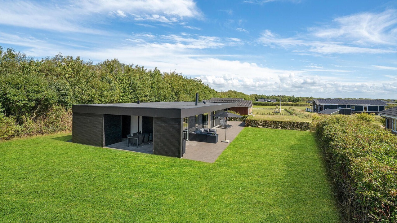 Photo of Others in Falen