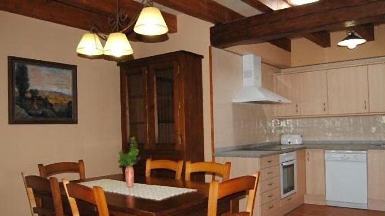 Photo of Kitchen in Lladurs