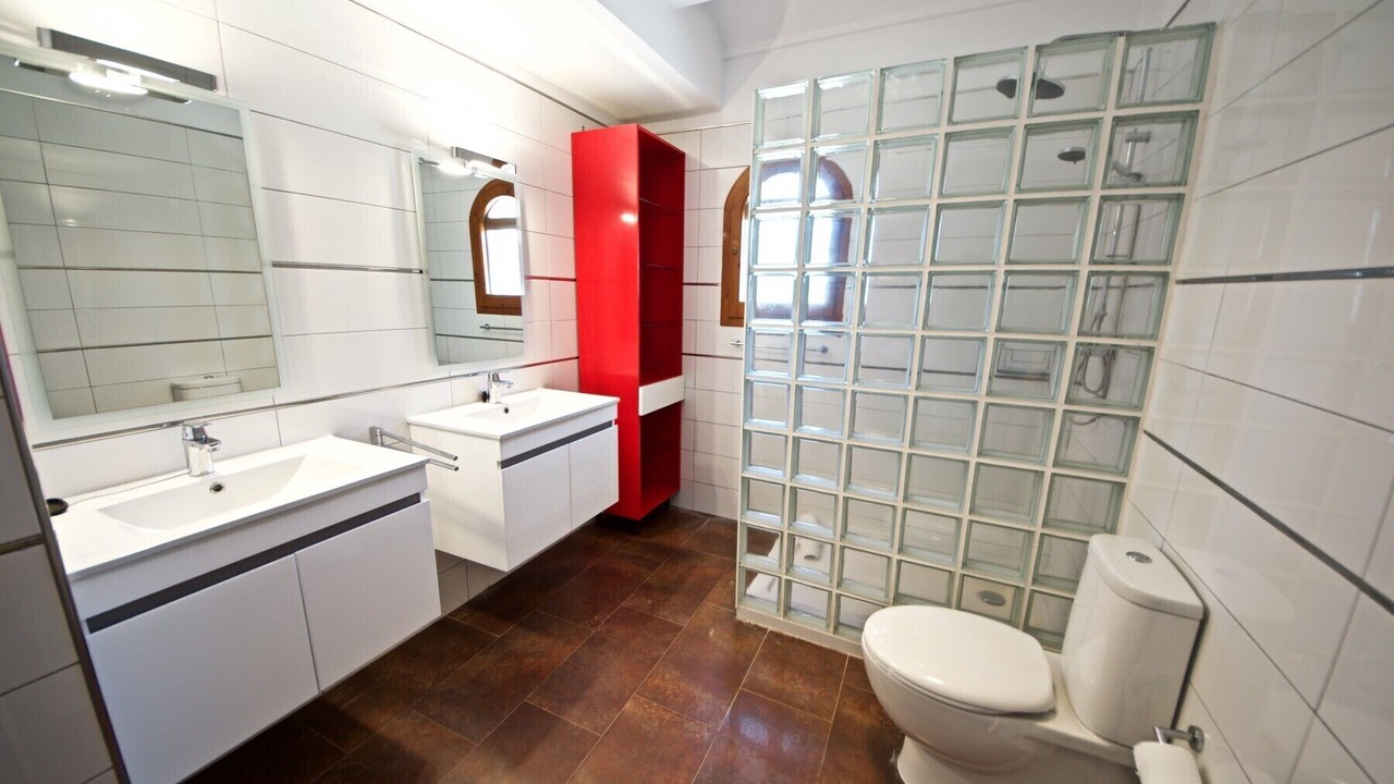Photo of Bathroom in L'Ampolla