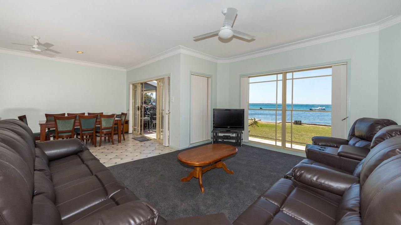 Photo of Livingroom in Salamander Bay