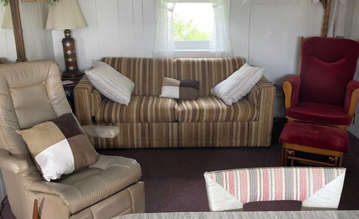 Photo of Livingroom in Eagle Lake