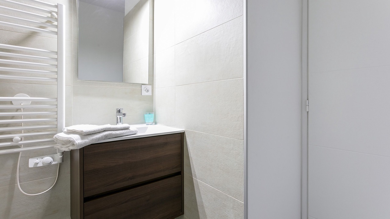 Photo of Bathroom in Gares