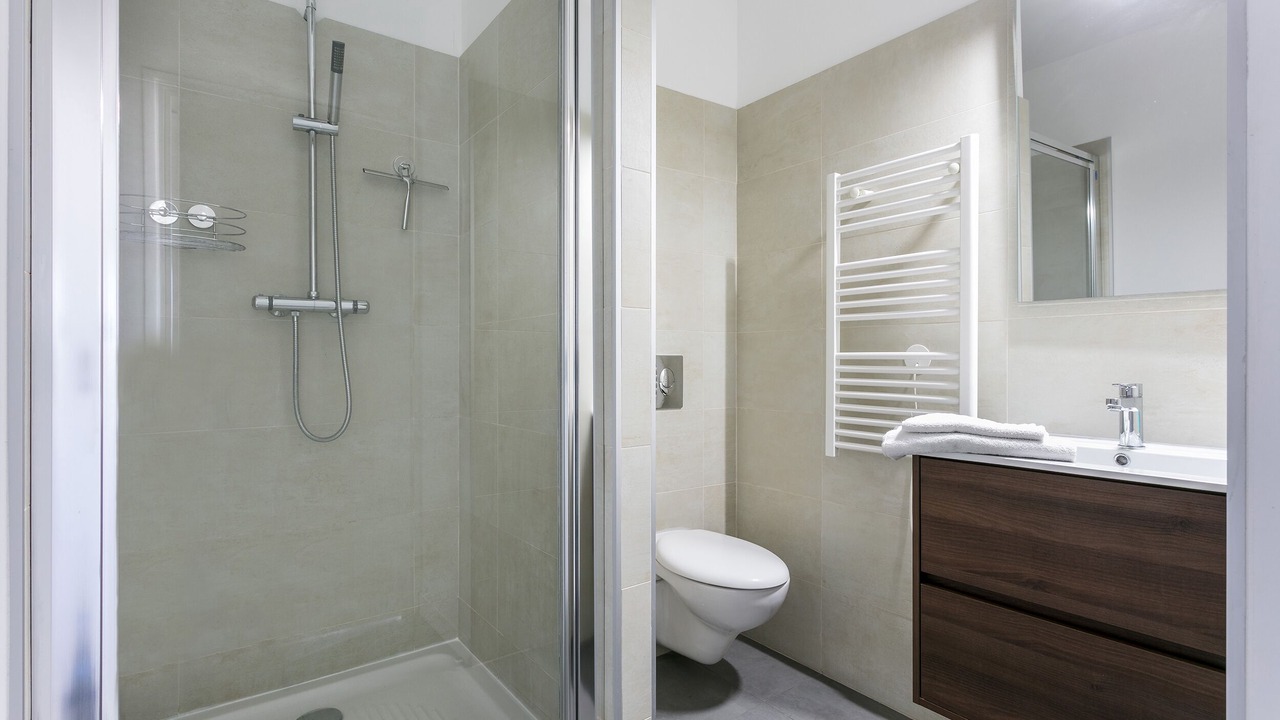 Photo of Bathroom in Gares