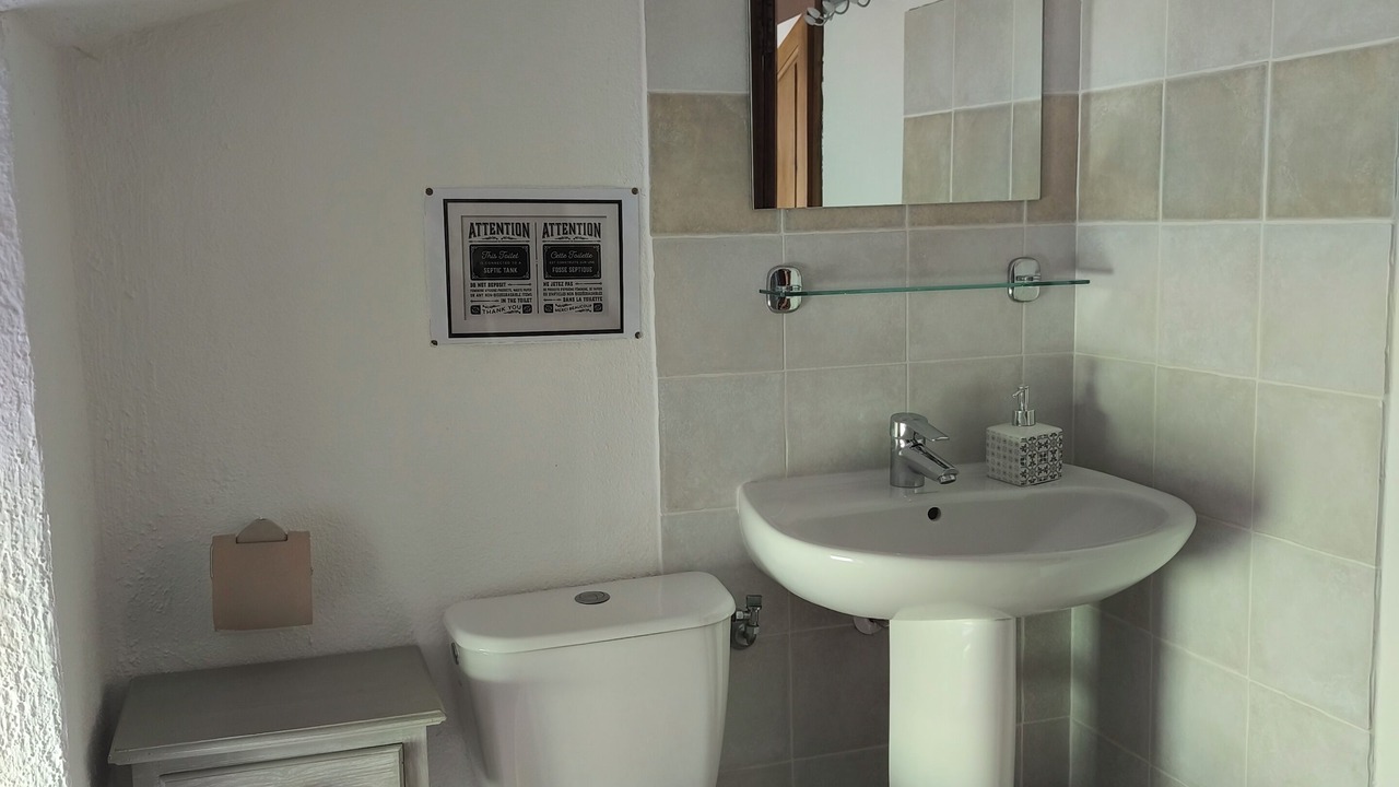 Photo of Bathroom in Gourdon