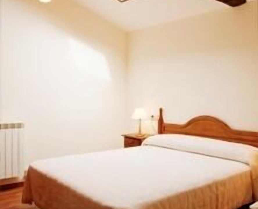 Photo of Bedroom in Urdax