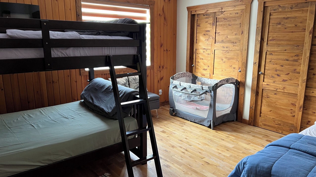 Photo of Bedroom in Eastman