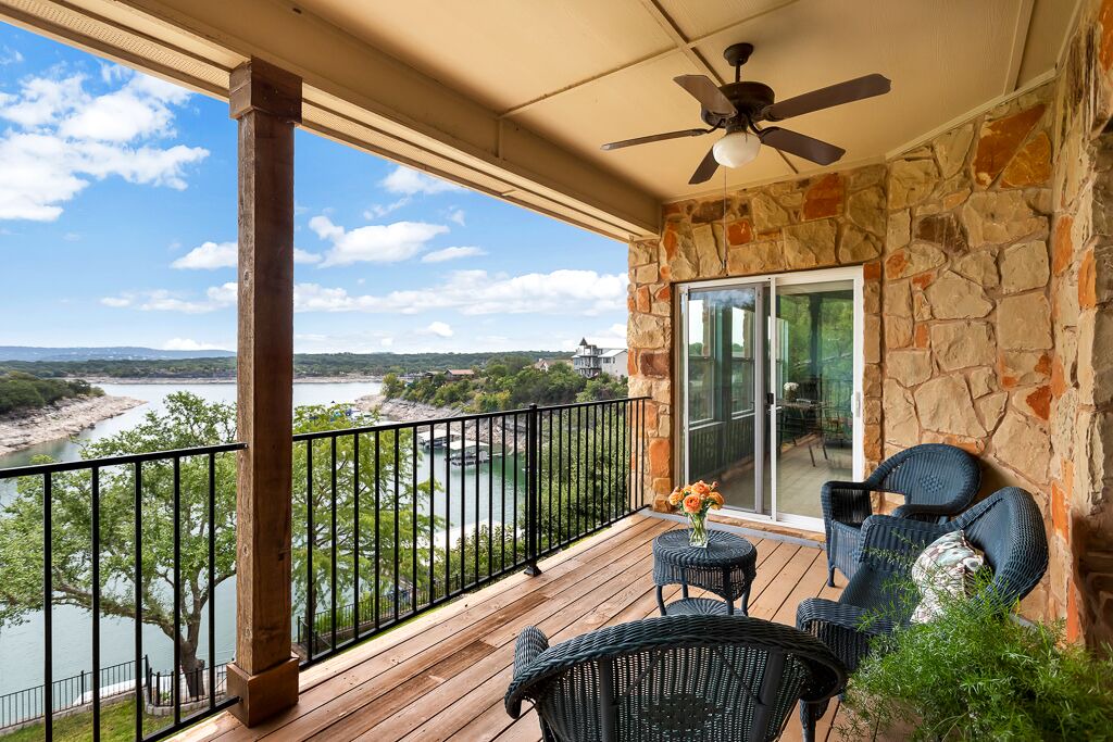 Photo of Patio Balcony in Oatmeal