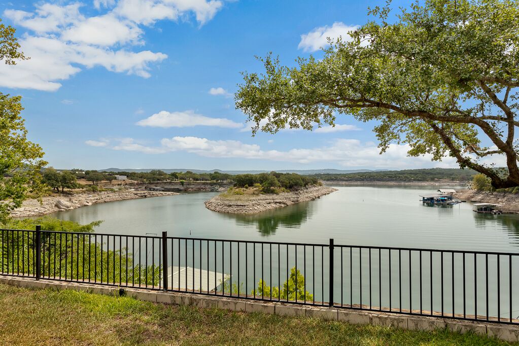 Photo of Outdoor in Oatmeal