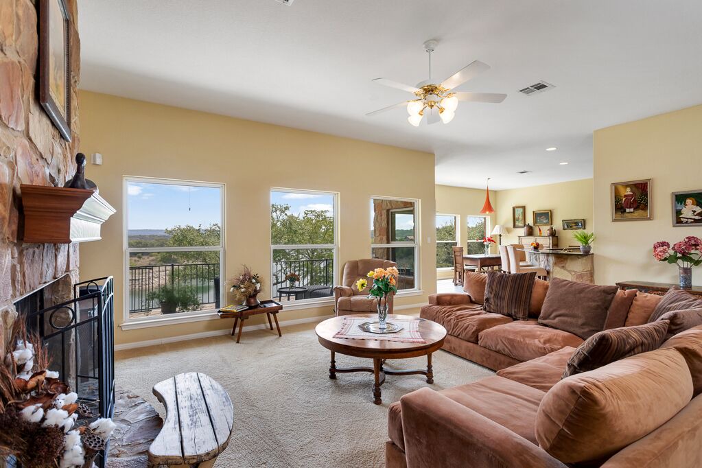 Photo of Outdoor in Oatmeal