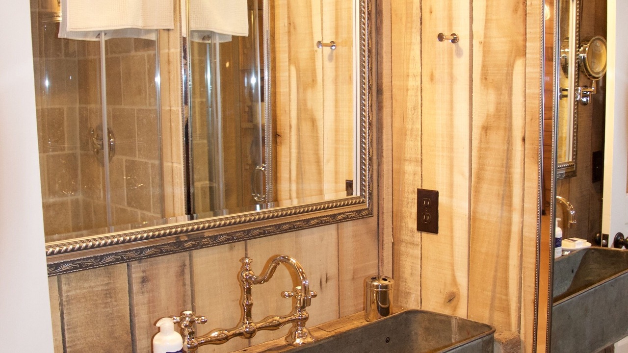 Photo of Bathroom in Shipman