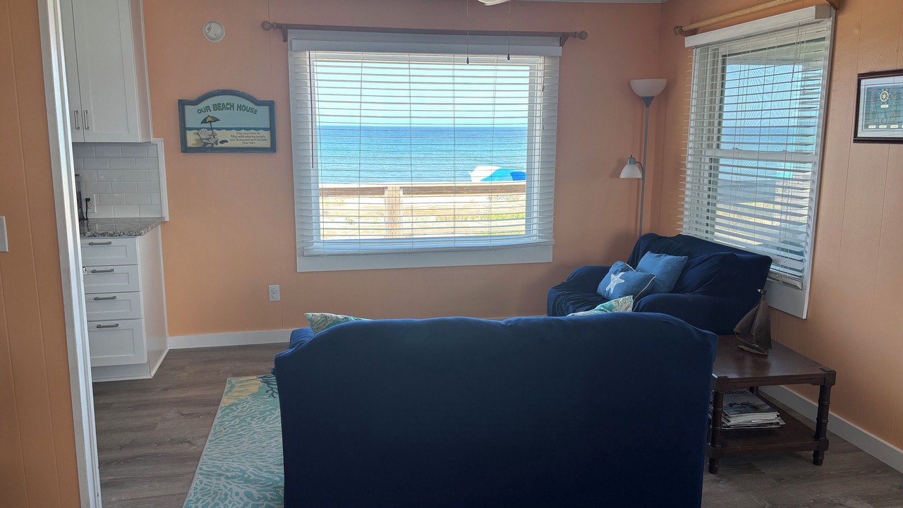 Photo of Livingroom in Kitty Hawk